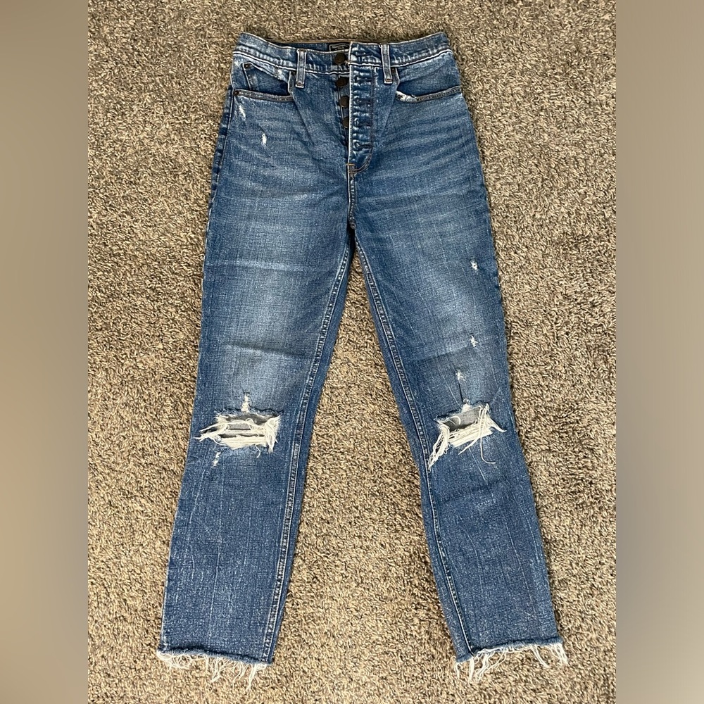 Abercrombie & Fitch Distressed Ultra High Rise Mom Jean